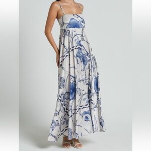 Showpo Yasmine Dress Size Small